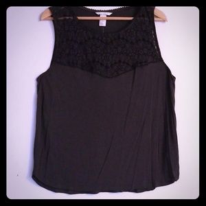 Sleeveless top with lace detail